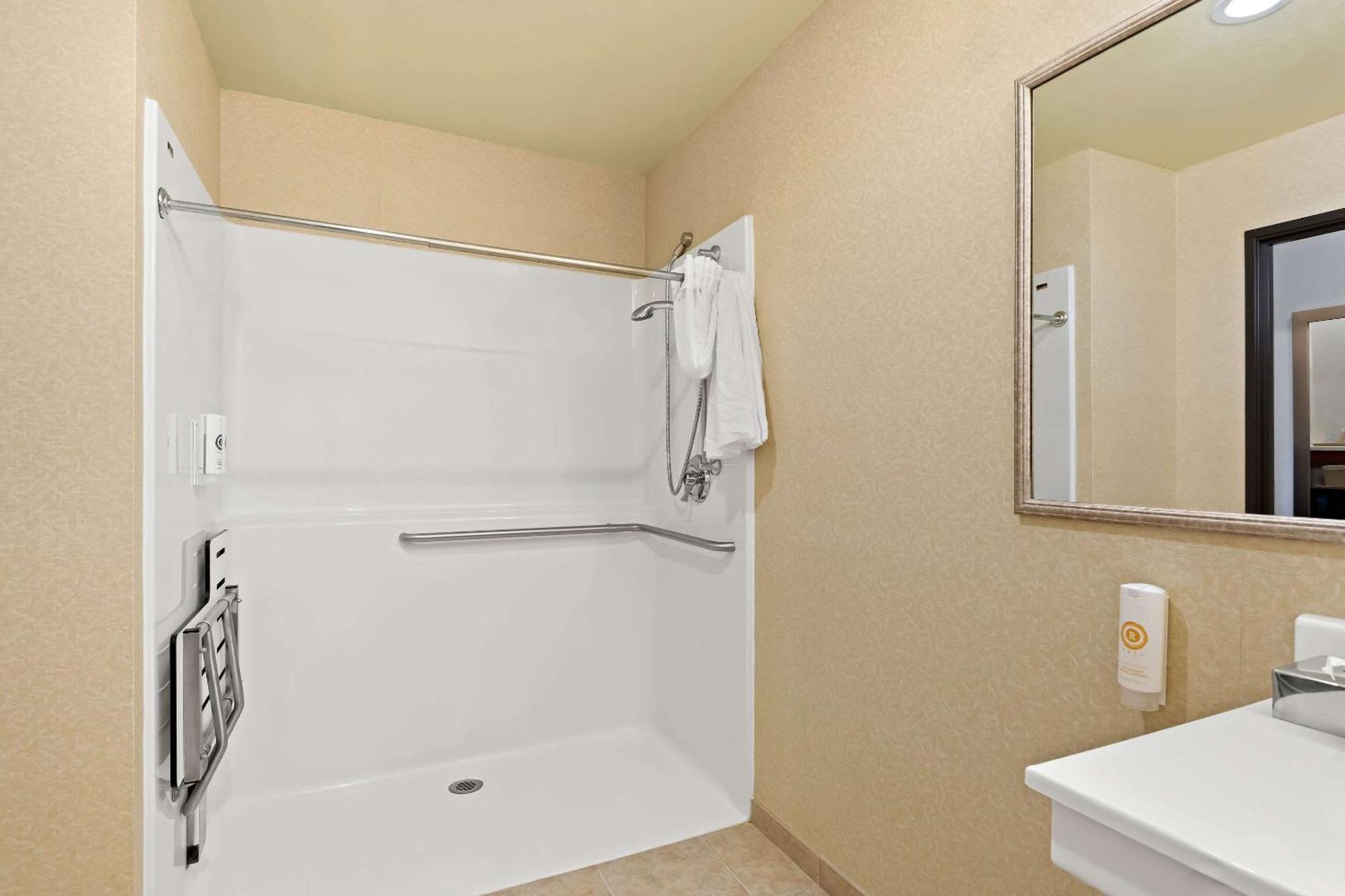 Comfort Inn & Suites Creswell Luaran gambar